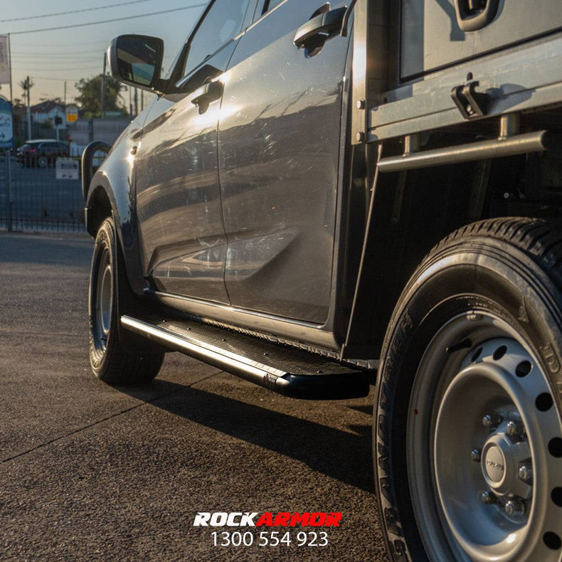 Isuzu DMAX GT Bull Bar + Rocksliders