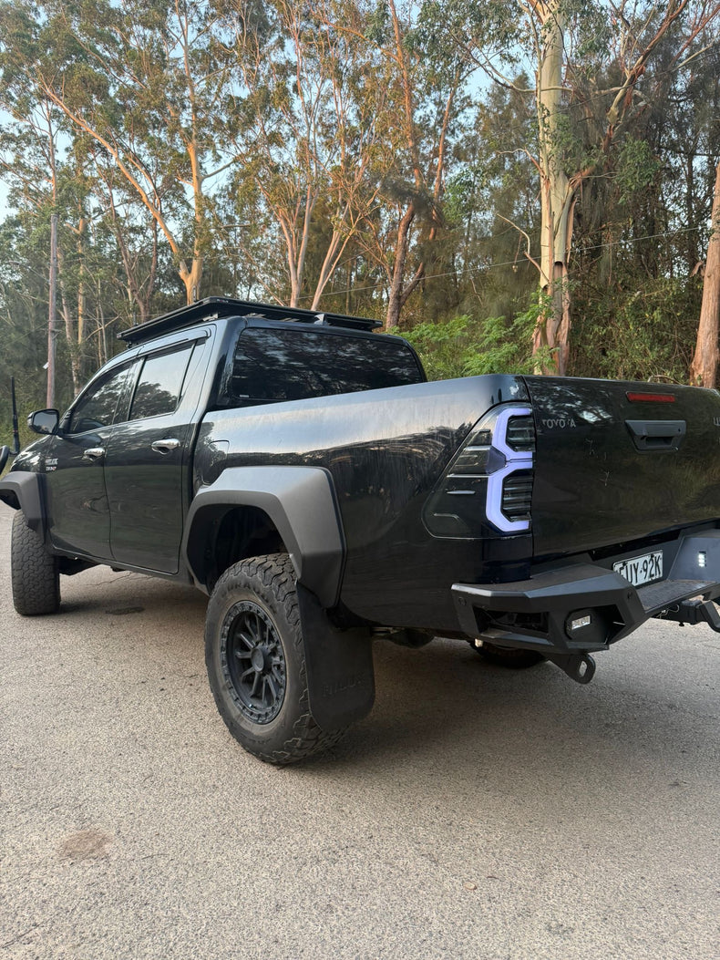 LED TAIL LIGHTS FOR N80 HILUX