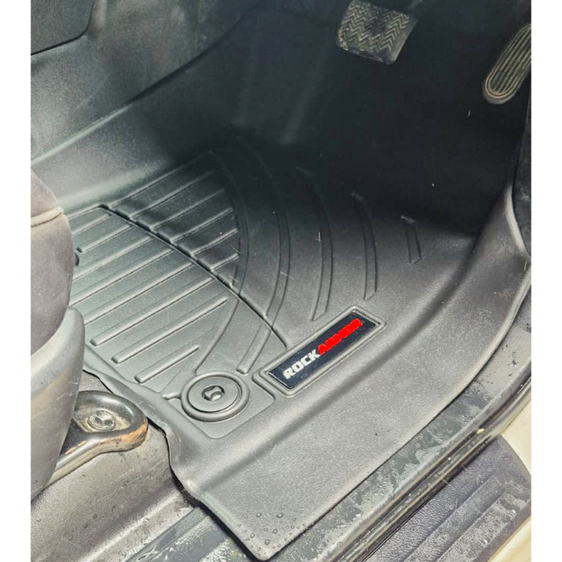 Driver side N80 Hilux Floor Mat 3d moulded