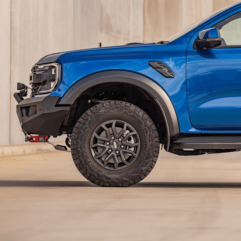 NEXT GEN RAPTOR BULLBAR - IRONMAN RAID BULL BAR