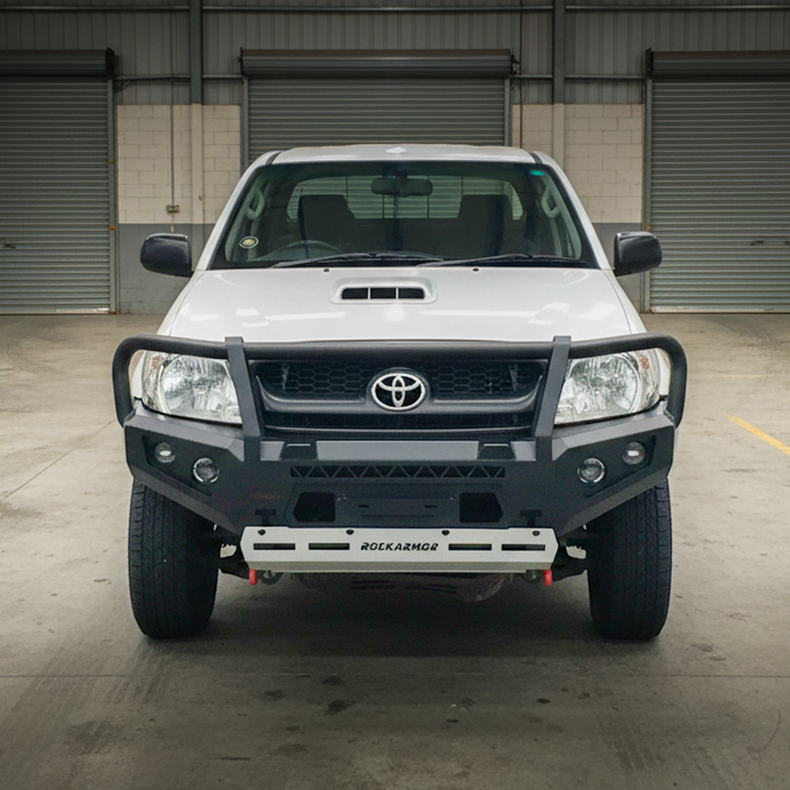 n70 hilux bullbar