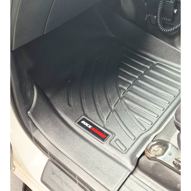 Passenger side N80 Hilux Floor Mat 3d moulded front