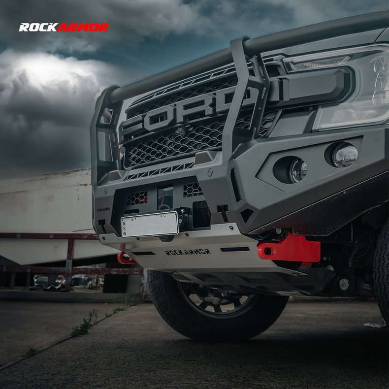Next Gen Ranger/Everest Touring Pack Suits: Next Gen Ranger & Next Gen Everest - Bullbar, Winch, Lights, uhf + Free Fridge