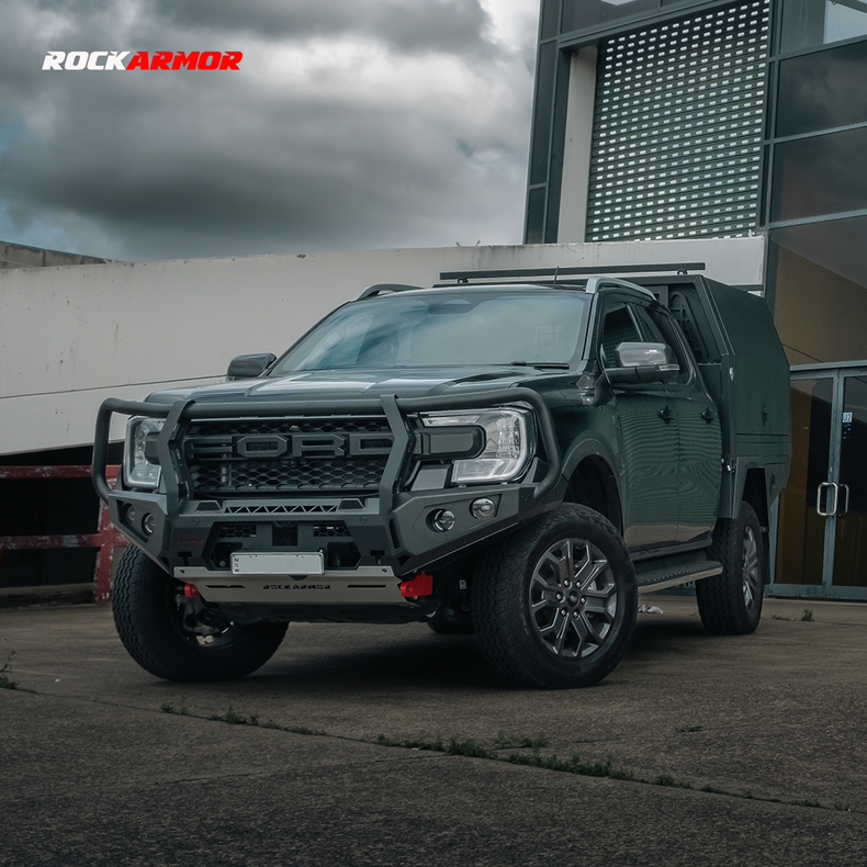 Next Gen Ranger/Everest Touring Pack Suits: Next Gen Ranger & Next Gen Everest - Bullbar, Winch, Lights, uhf + Free Fridge