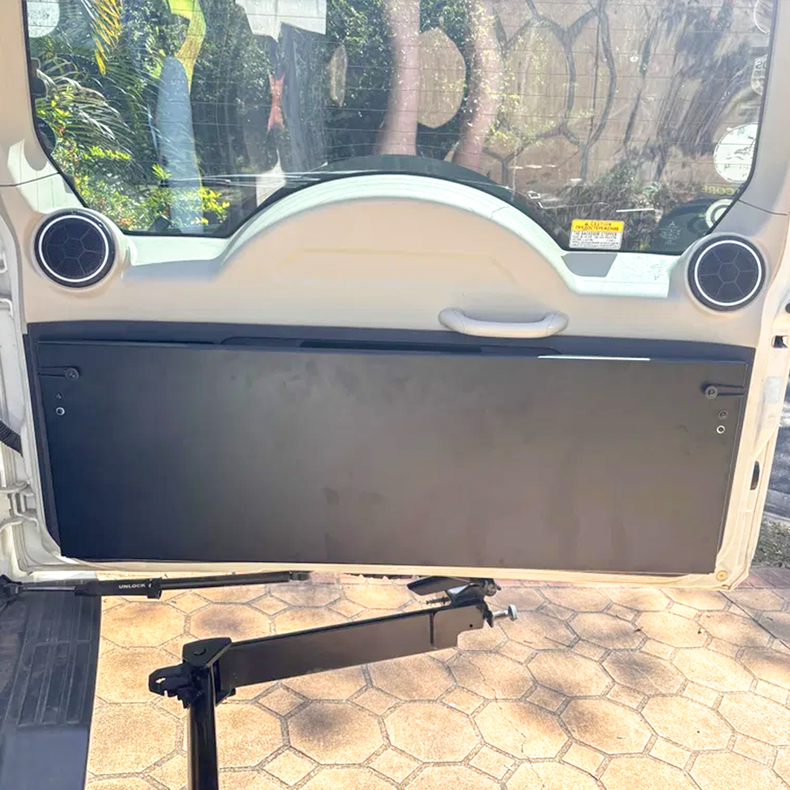 Pajero Rear Door Table Closed 