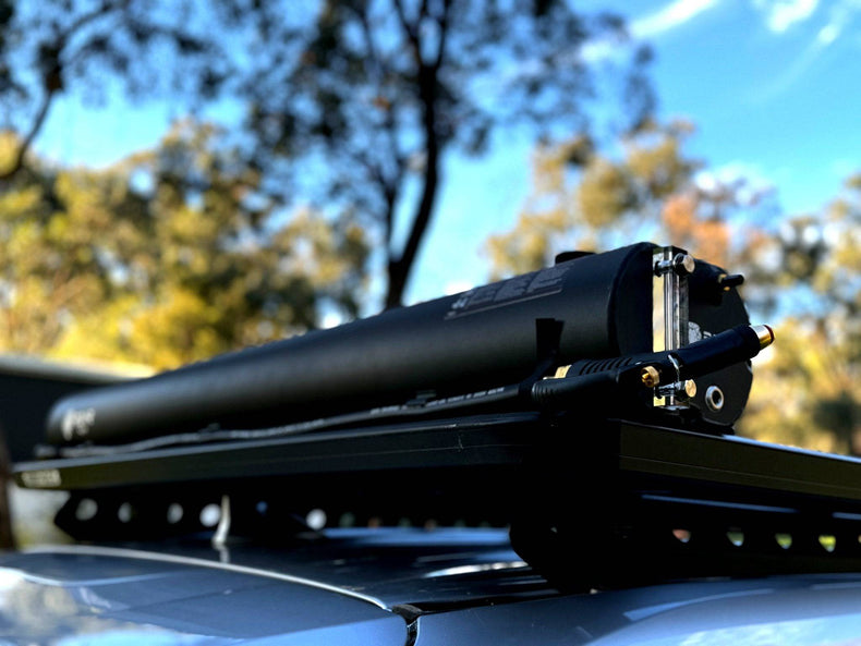 4x4 Water Tank 26 Litre Pressurised - Inc Hose & Mounting Hardware