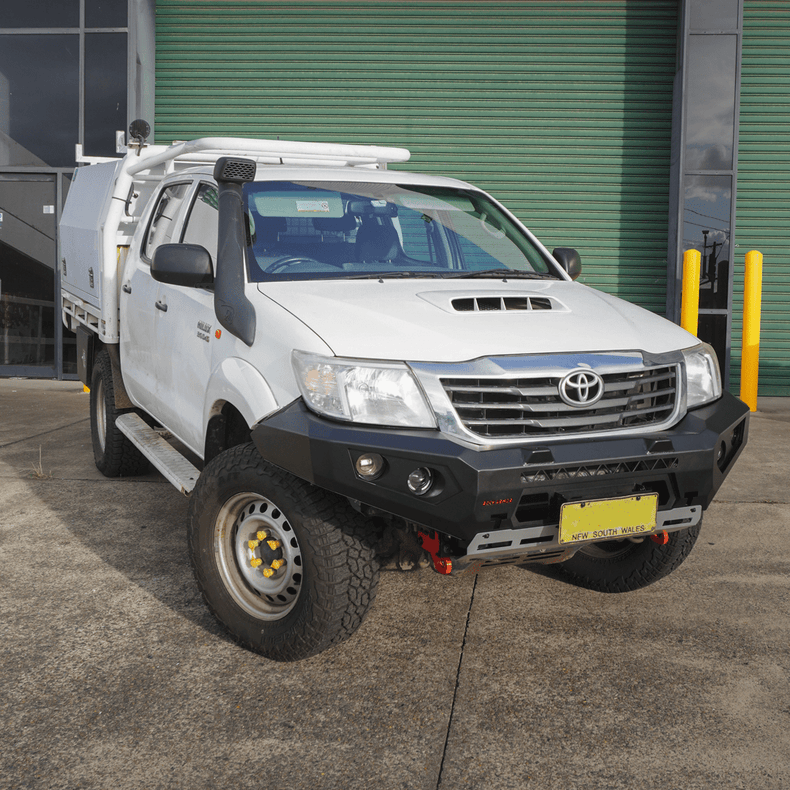 N70 HILUX BULLBAR NO LOOP (08/2011 - 2015) ROCKARMOR GT BUMPER