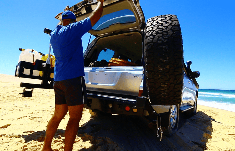 200 Series Rear Bar Compatible with Rear Door