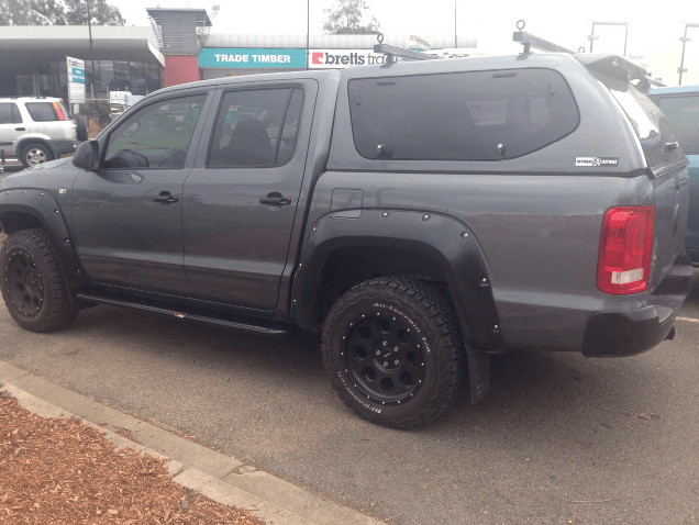 AMAROK SIDE STEPS